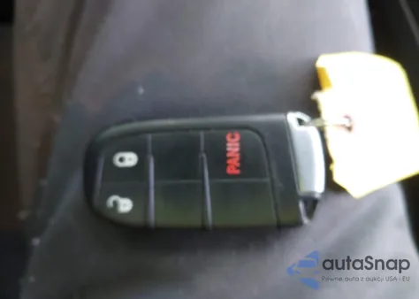 2016 Jeep Grand Cherokee Laredo из США, поврежденный, VIN 1C4RJFAG0GC461291